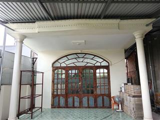 nhà cấp 4 rộng, đất 253m, 190m TC, chính chủ