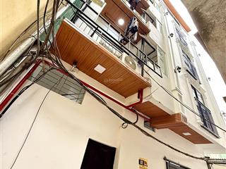 Bán chung cư mini 6.5 tầng x 80m2 , doanh thu 800tr/ năm  10 tỷ x , tại lĩnh nam