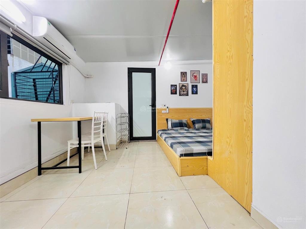 Chính chủ cho thuê phòng mới xây đầy đủ nội thất cao cấp. 739 nguyễn khoái, cạnh hubt