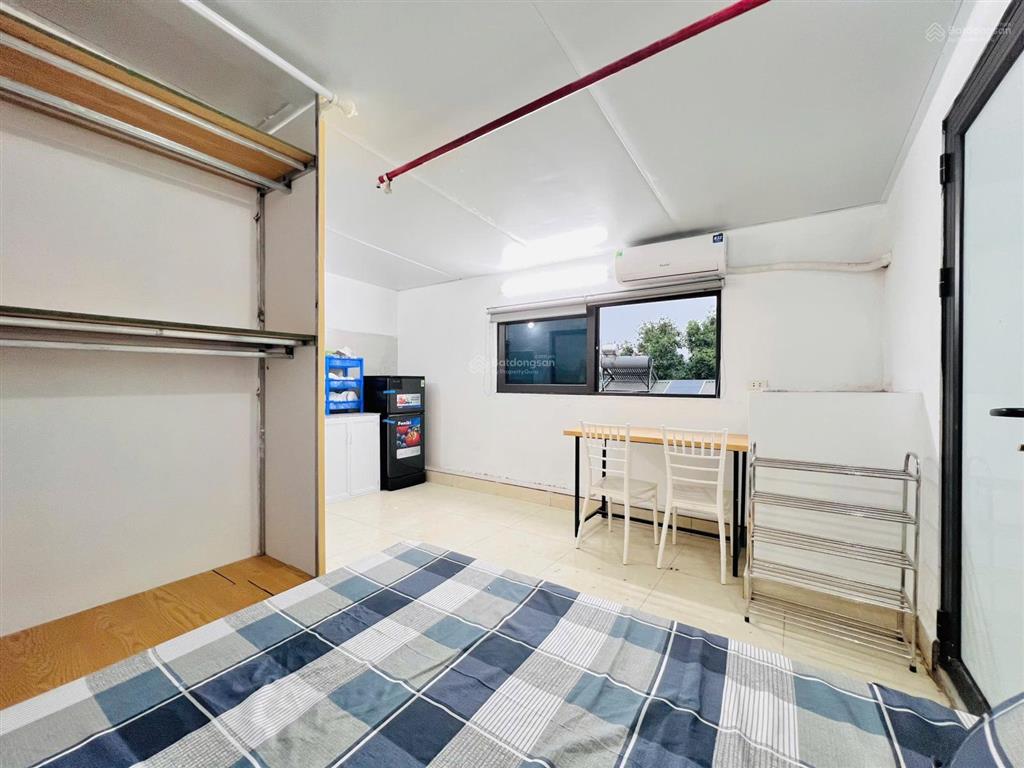 Chính chủ cho thuê phòng mới xây đầy đủ nội thất cao cấp. 739 nguyễn khoái, cạnh hubt