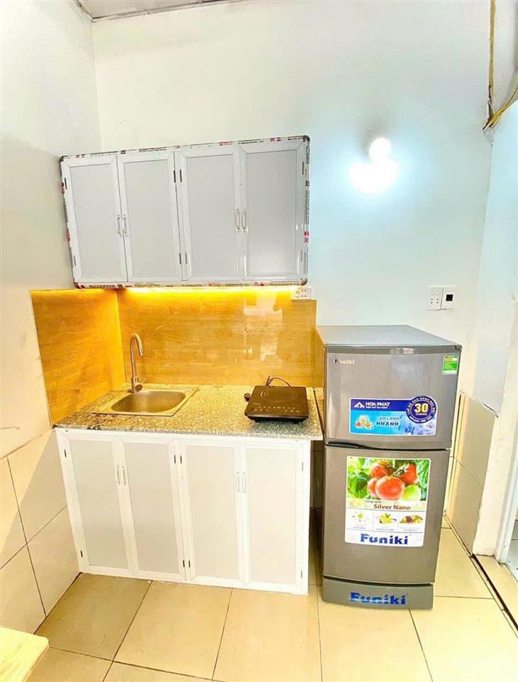 Cho thuê phòng đầy đủ nội thất, tại số 8 nam dư, giá 3 triệu, khép kín
