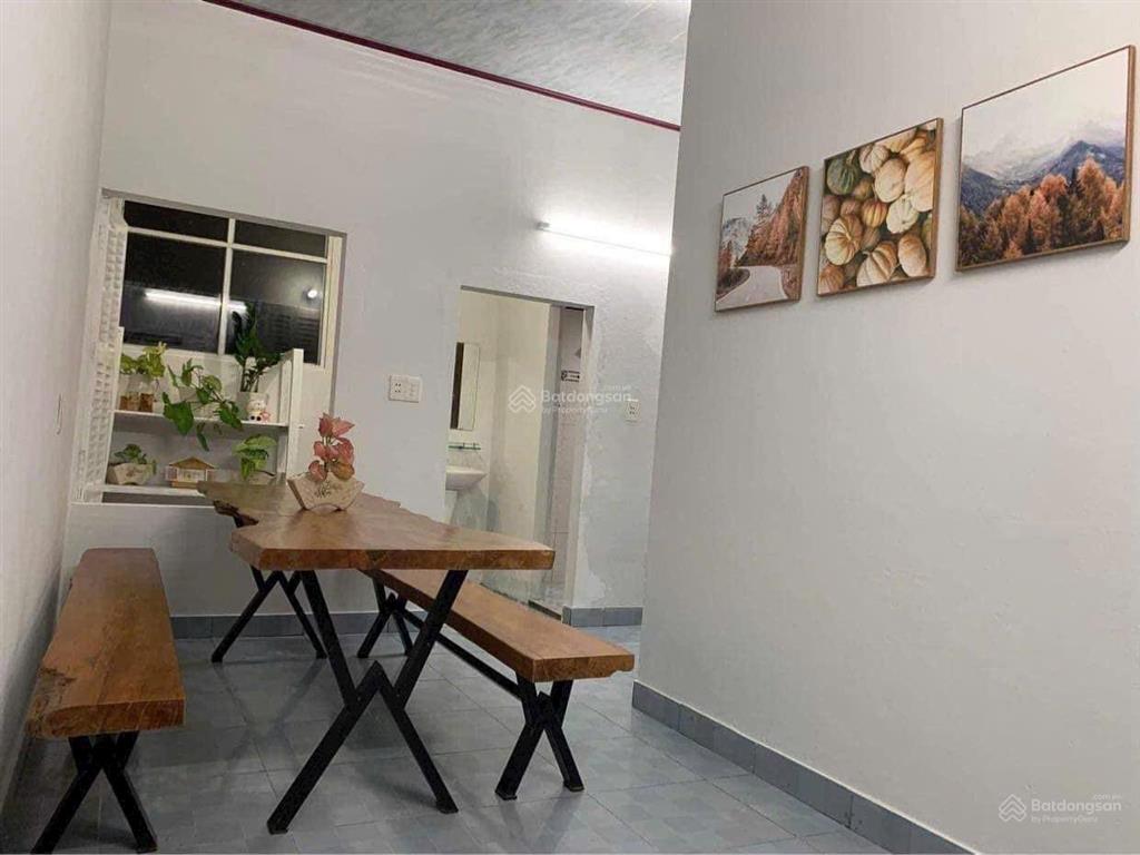 Chính chủ cần bán nhà trên đất tại rừng dừa cẩm thanh dt hơn 100m view hồ tôm giá chỉ hơn 3 tỷ