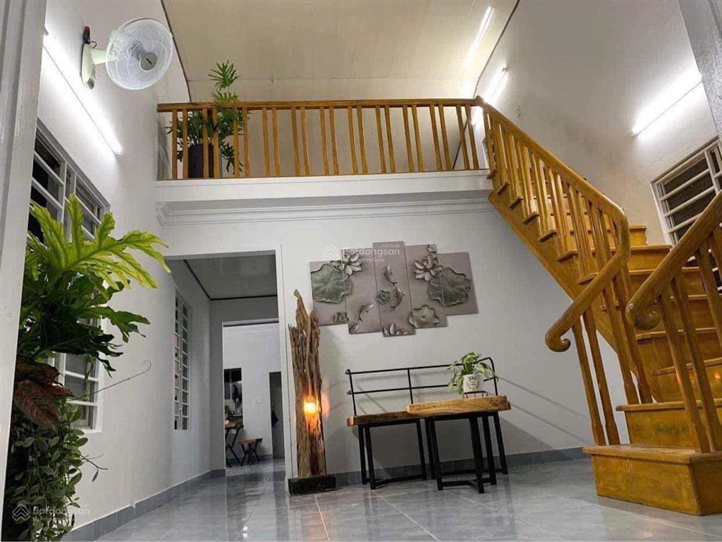 Chính chủ cần bán nhà trên đất tại rừng dừa cẩm thanh dt hơn 100m view hồ tôm giá chỉ hơn 3 tỷ