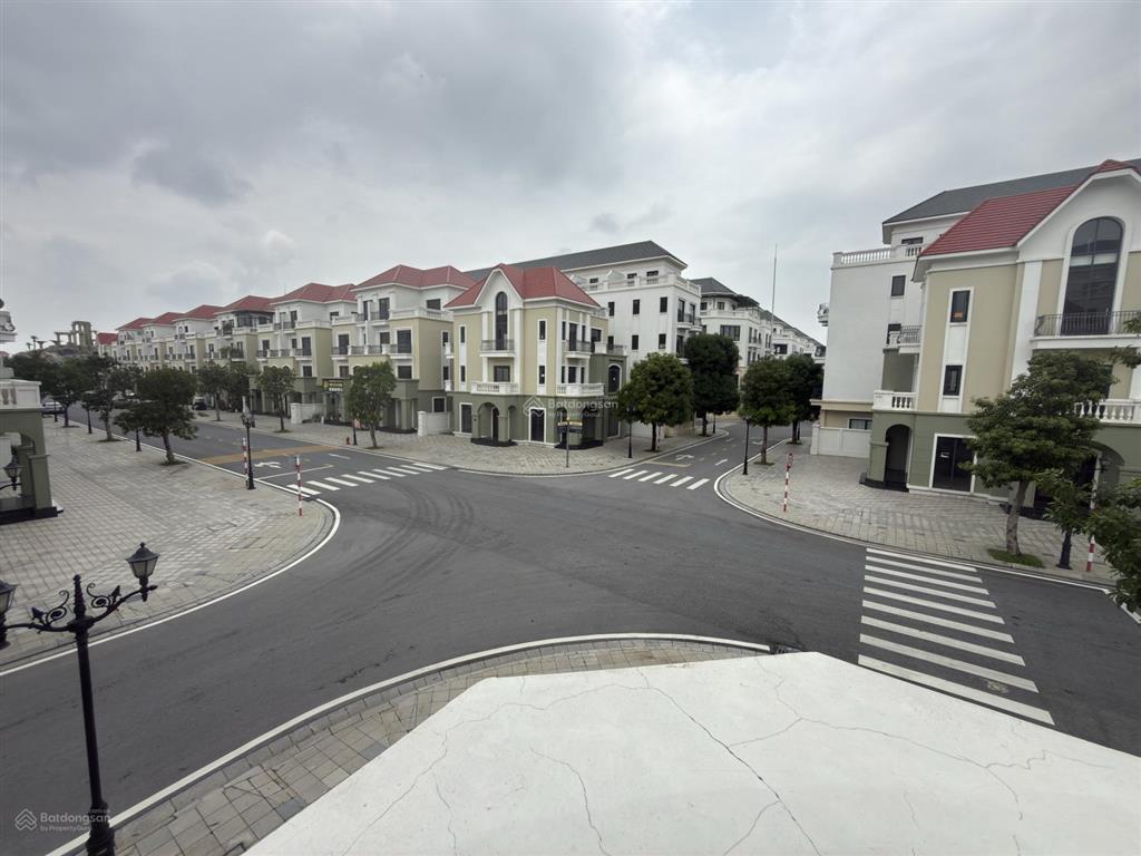 Bán siêu phẩm biệt thự đơn lập góc tại dự án vinhomes ocean park 2.