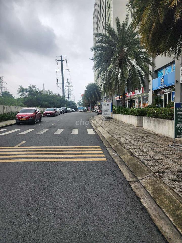 nhà trệt lầu