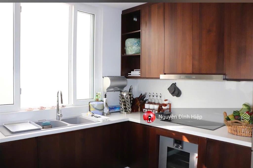 Bán hotel 650m full thổ cư mặt tiền nguyễn đình chiểu, hàm tiến khu phố tây giá cực tốt