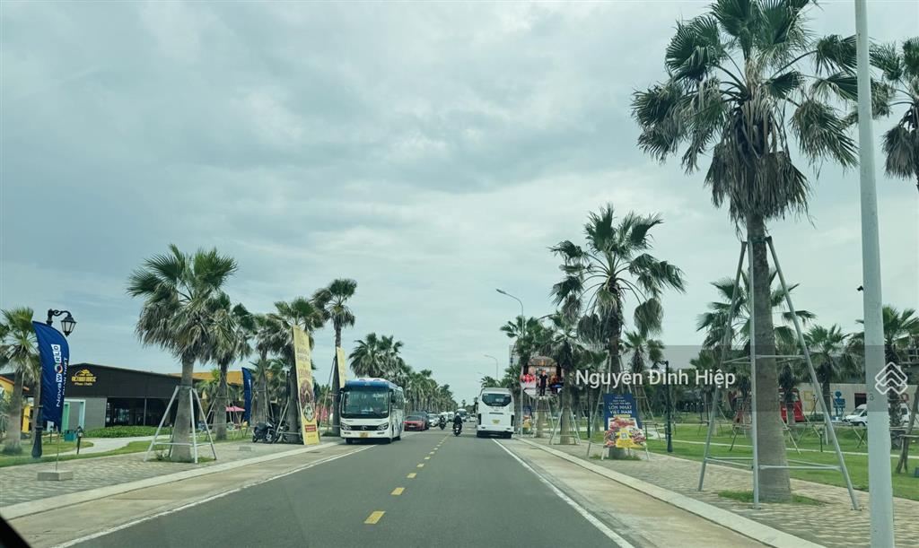 Bán 455m2 view biển mặt tiền lạc long quân, tiến thành gần novaworld giá tốt ~7.7tr/m2