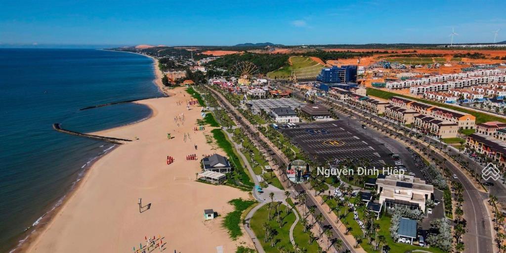 Bán 455m2 view biển mặt tiền lạc long quân, tiến thành gần novaworld giá tốt ~7.7tr/m2