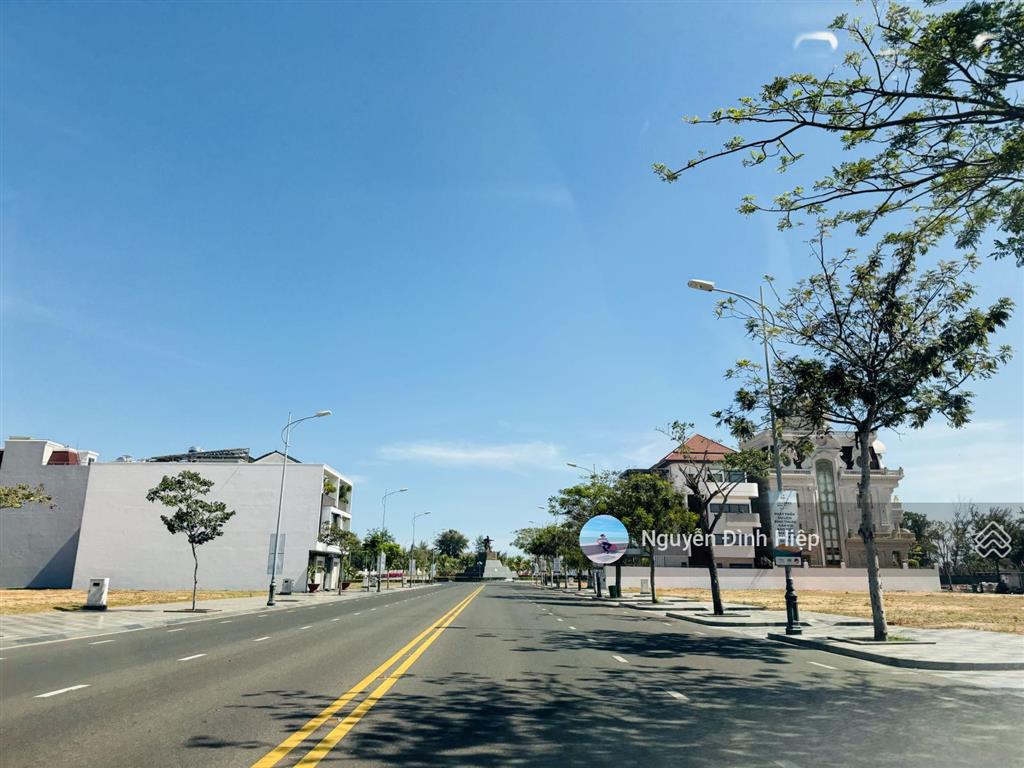 Bán b2 240m2 mặt tiền mậu thân ocean dune phan thiết