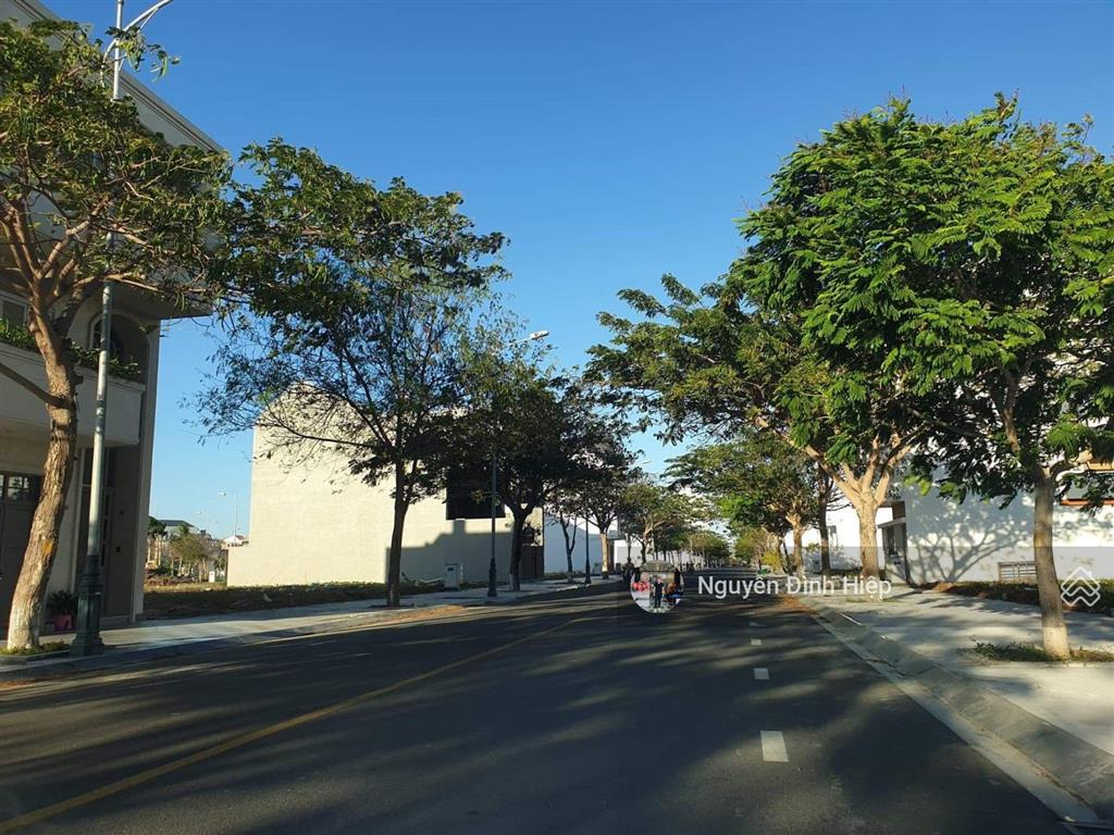 Bán 140m2 d4 cạnh biển ocean dune phan thiết giá tốt