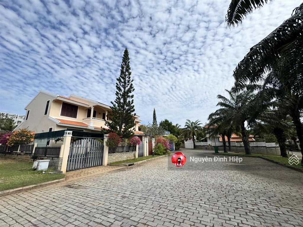 Bán 244m biệt thự mũi né domaine, view biển view công viên