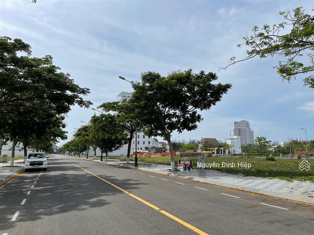 Bán 140m2 a3 hướng biển ocean dunes phan thiết vị trí đẹp cạnh biển đồi dương