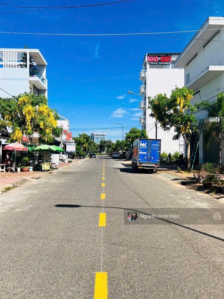 Bán nhà 152m2 mặt tiền đặng thai mai trung tâm thành phố phan thiết