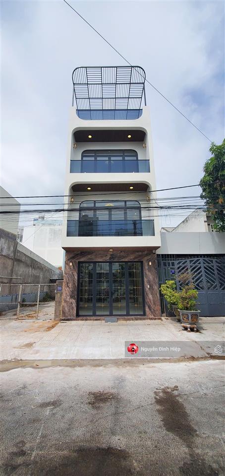 Bán nhà đẹp 100m đường đỗ hành cạnh siêu thị lotte phan thiết