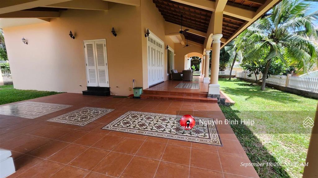 Bán biệt thự mũi né domaine, 500m, view biển giá rẻ nhất thị trường