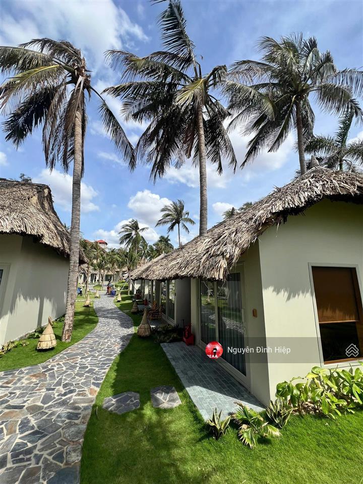 Bán resort 4000m2 mặt tiền biển nguyễn đình chiểu, mũi né lô hiếm