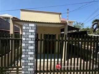 Giảm 50% bán nhà 74m đường nguyễn tất thành ngay siêu thị coop mart phan thiết