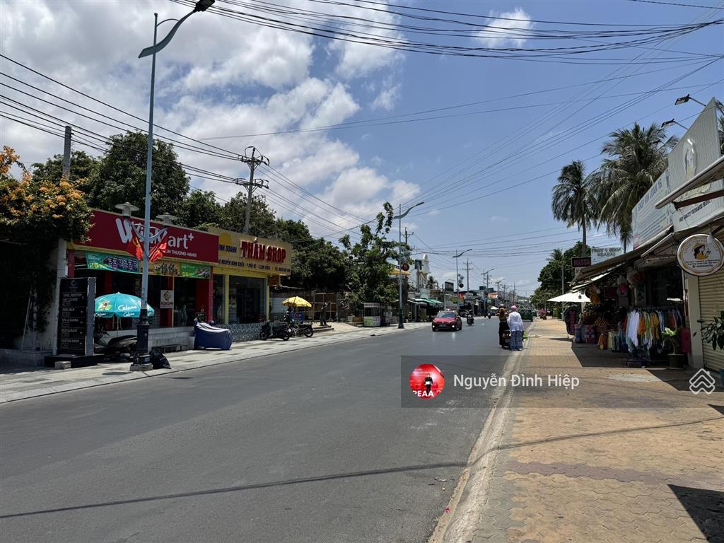 Bán 200m thổ cư khu phố tây đường nguyễn đình chiểu, mũi né