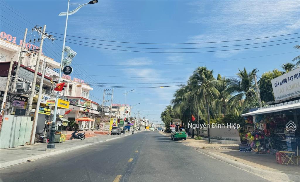 Bán 1.8ha thổ cư mặt tiền biển huỳnh thúc kháng, hàm tiến khu phố tây giá tốt nhất thị trường