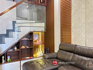 Bán nhà 100m 1 trệt 2 lầu đường hoàng bích sơn, trung tâm thành phố cạnh công viên hùng vương