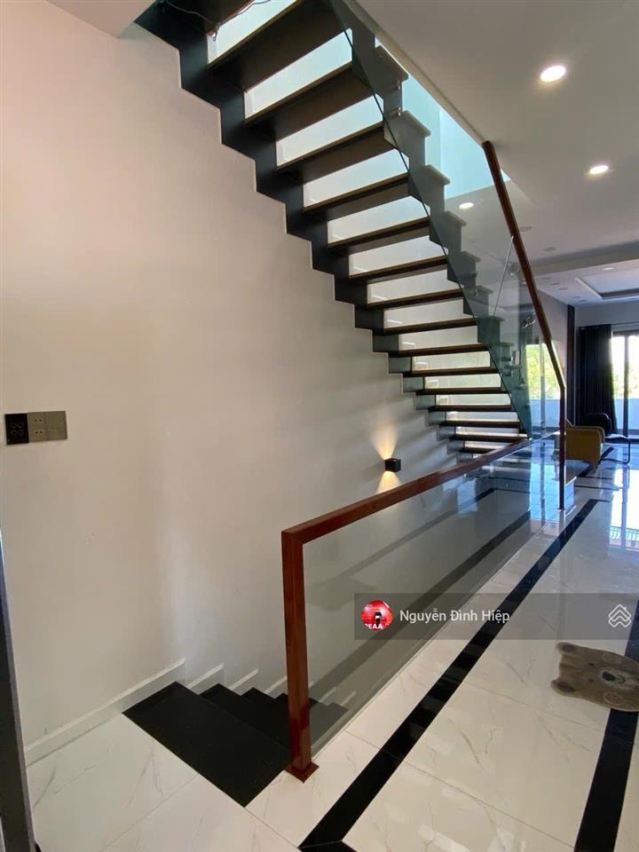 Bán nhà 88m đường võ văn kiệt, phú thuỷ sát vách công viên hùng vương