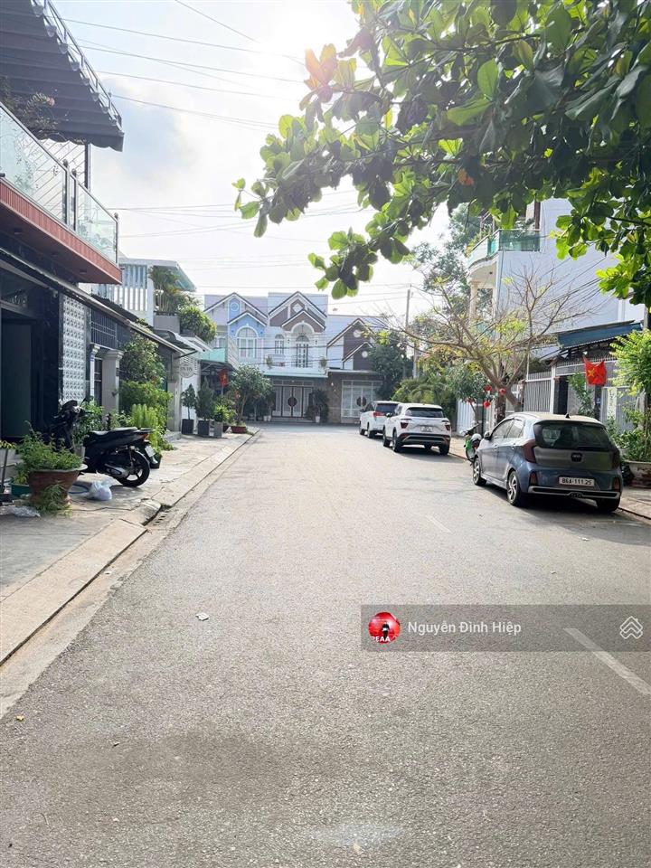 Bán nhà 100m thổ cư đường trần văn lương, phú thuỷ, ngay phố ăn uống tuyên quang