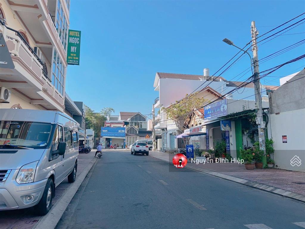 Bán nhà 90m thổ cư đường nguyễn văn huyên, phú thuỷ, ngay phố ăn uống tuyên quang