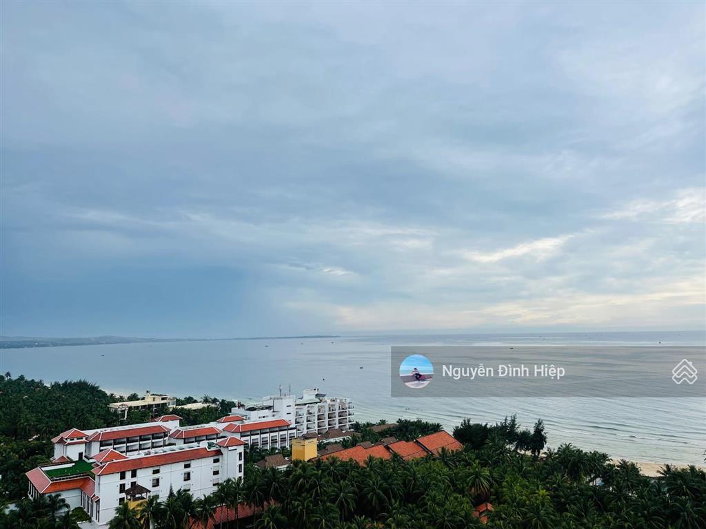 Bán 215m2 có thổ cư view biển mặt tiền huỳnh thúc kháng, mũi né