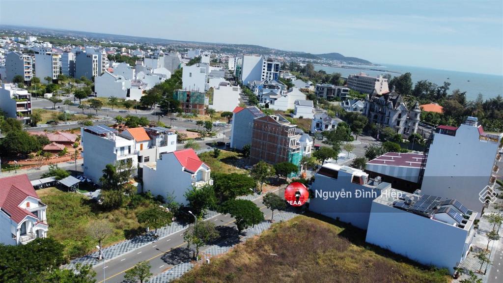 Bán 140m2 a4 hướng biển sát vách công viên hoà bình ocean dunes phan thiết