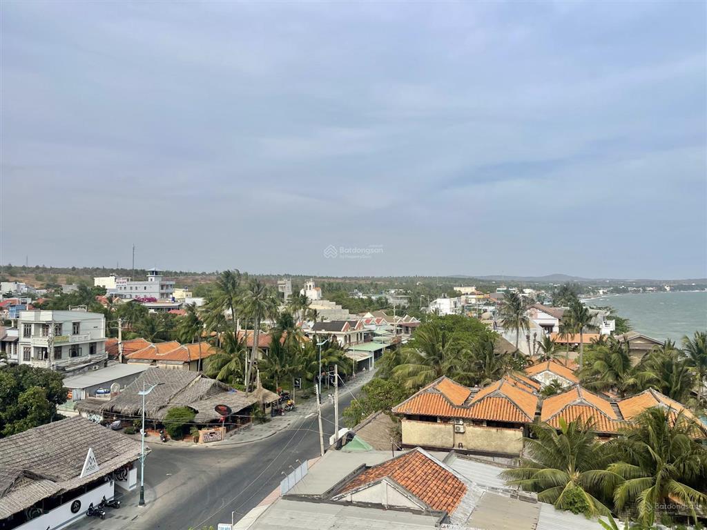Chủ gốc địa phương cần bán 1211.4m2 view biển mặt tiền nguyễn đình chiểu, mũi né, giá tốt