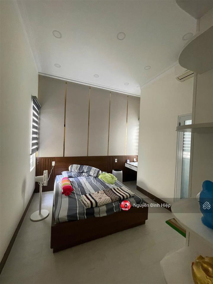 Bán biệt thự 367m2 hoàng văn thái, phú thủy đối diện công viên, sông