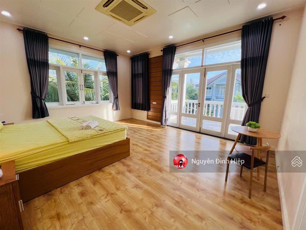 Bán biệt thự sea links mũi né dãy r view biển kế lâu đài rượu vang, sân golf