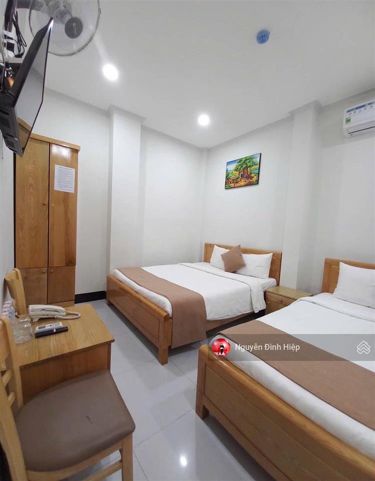 Bán hotel nghỉ dưỡng 102m ocean dunes phan thiết 17 phòng đang kinh doanh, có thang máy