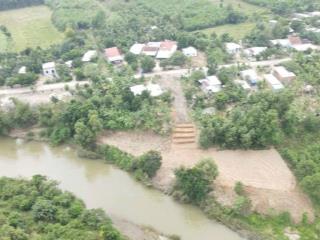 Bán 1.800m2 có thổ cư giáp sông làm nhà vườn giá rẻ xã khánh hiệp, khánh vĩnh.  0788 558 ***