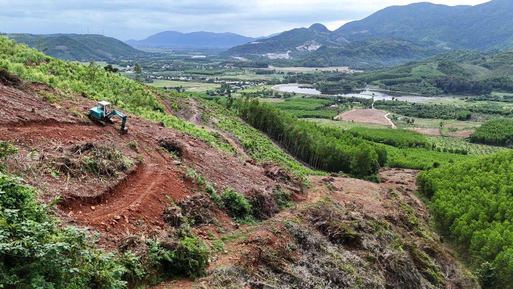 bán 1,4 hecta view Hò gần chợ, trường giá rẻ, cách Nha Trang chỉ 30p LH 0788.558.552