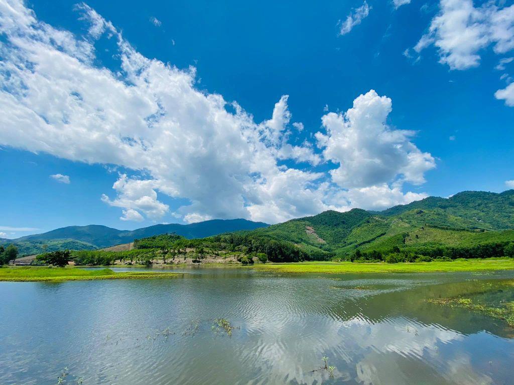 bán 6.000m2 có Suối Nhỏ gần Hồ Cây Sung xã Diên Tân, Diên Khánh giá rẻ LH 0788.558.552