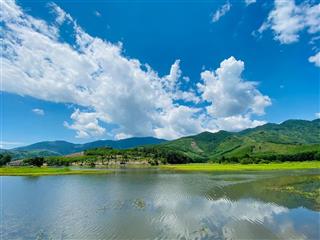 Bán 6.000m2 làm nhà vườn có suối nhỏ đường betong, cách nha trang 35p giá rẻ  0788 558 ***