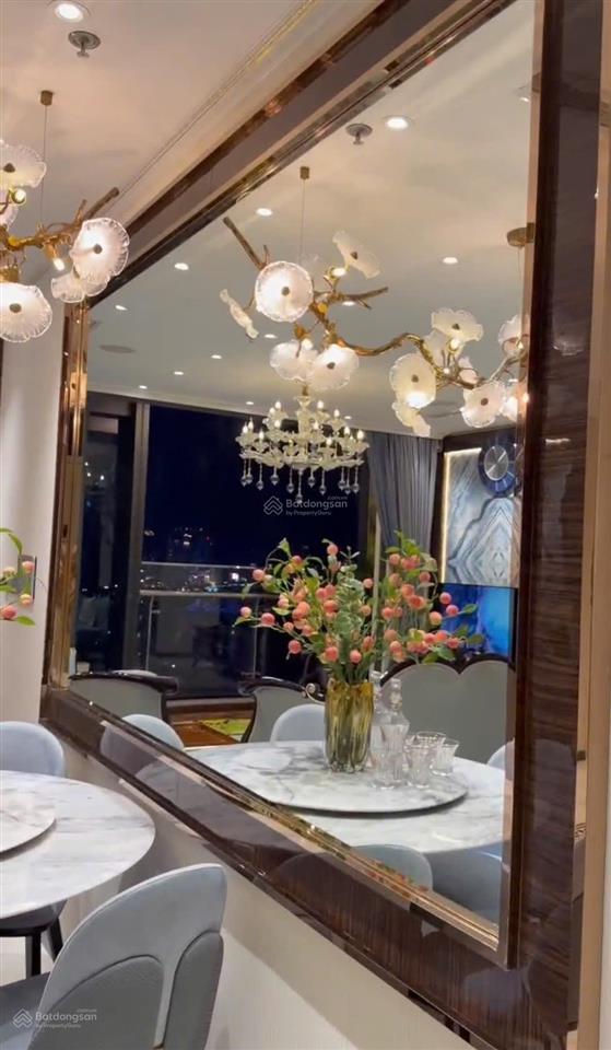 Vinhomes ba son bán căn 2pn view sông tầng trung, full nội thất, giá tốt