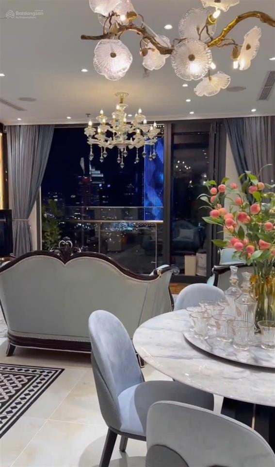 Vinhomes ba son bán căn 2pn view sông tầng trung, full nội thất, giá tốt
