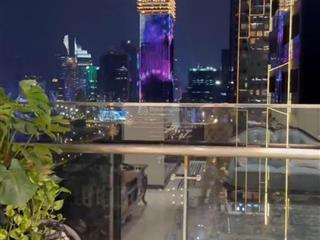 Vinhomes ba son bán căn 2pn view sông tầng trung, full nội thất, giá tốt