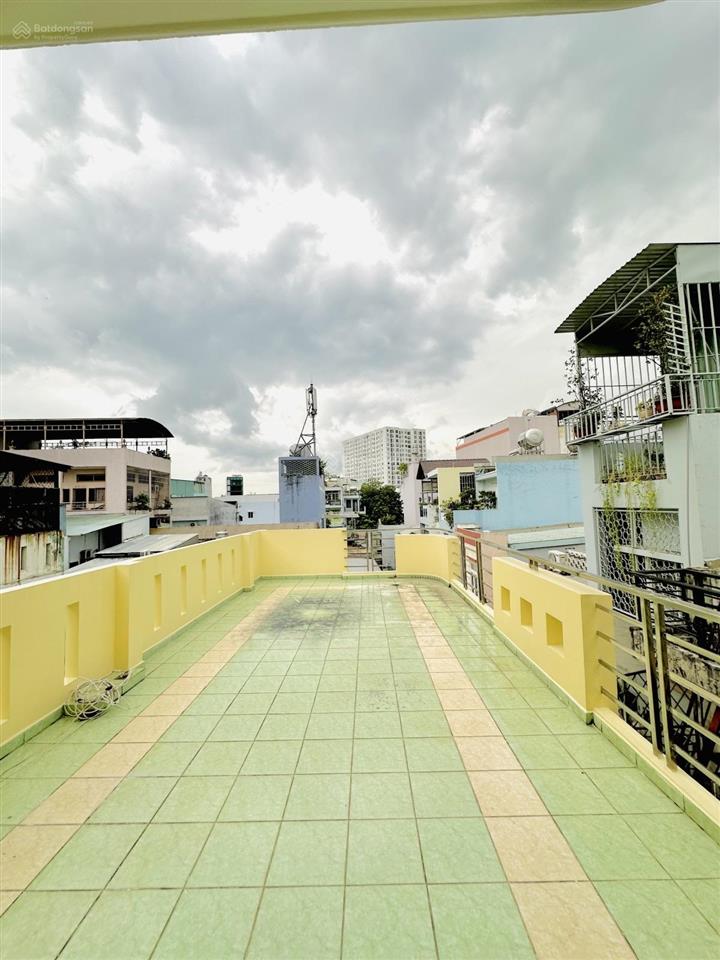 Hxh 8m thạch lam  p. phú thạnh  82m²(4x20,5)  công nhận đủ  4 tầng btct  4pn 4wc  3 mặt hẻm