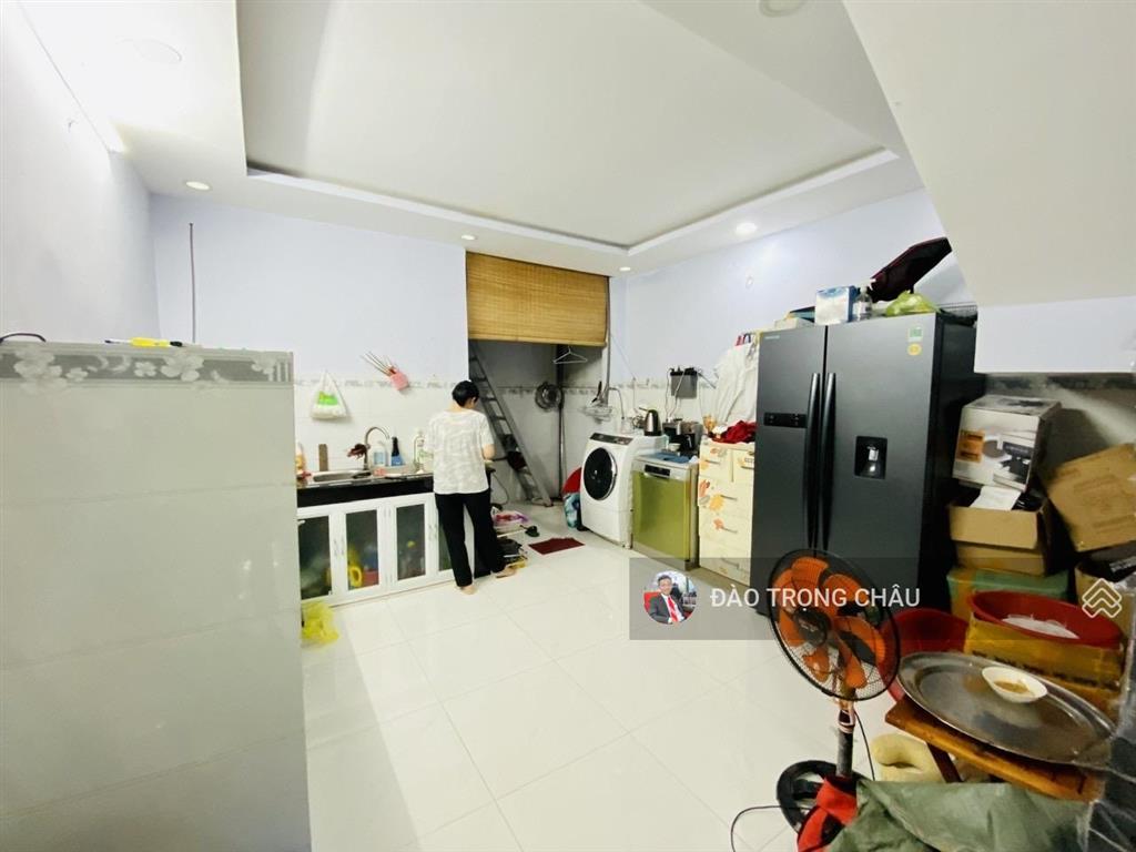 Hẻm nhựa 8m  thoại ngọc hầu  71m2(4x18)  2 tầng  3pn đẹp  chủ gấp bán