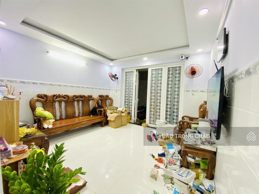 Hẻm nhựa 8m  thoại ngọc hầu  71m2(4x18)  2 tầng  3pn đẹp  chủ gấp bán