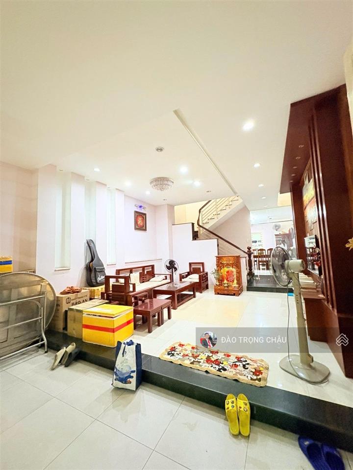 Mt nguyễn ngọc nhựt  90m2(5x18) vuông  3 tầng btct 4pn  ngay tân hương  chủ gấp bán  nhà thật