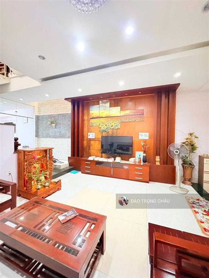 Mt nguyễn ngọc nhựt  90m2(5x18) vuông  3 tầng btct 4pn  ngay tân hương  chủ gấp bán  nhà thật