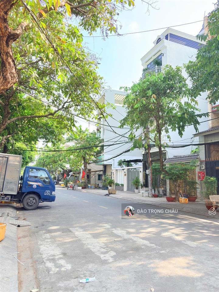 Mt nguyễn ngọc nhựt  90m2(5x18) vuông  3 tầng btct 4pn  ngay tân hương  chủ gấp bán  nhà thật