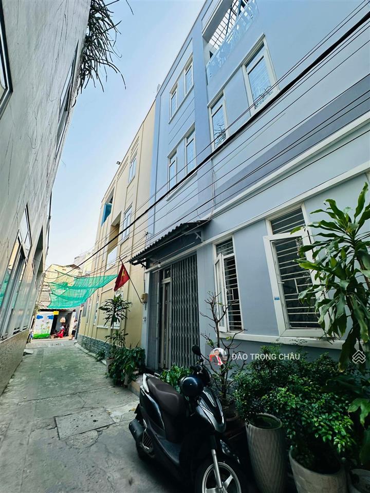 Siêu phẩm 8x10  sơn kỳ  3 tầng btct 6pn7wc  cho thuê 4pn  12tr  ngay đh công thương  aeonmall