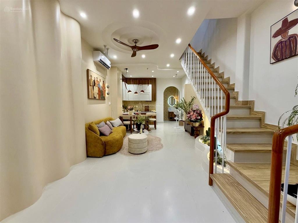 Hxh 6m aeonmall tp  3 tầng btct  3pn 3wc full nt  wasabi đẹp mê