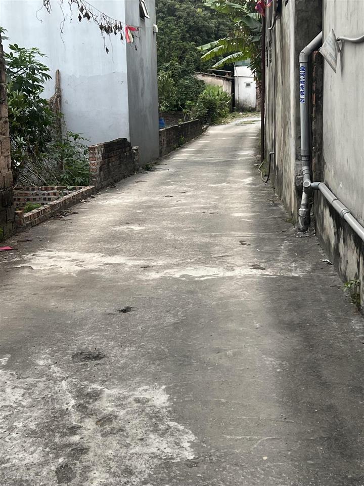 Giá rẻ chỉ 2 tỷ 500 triệu có ngay lô đất tổ 15 yên nghĩa, ô tô đỗ cửa