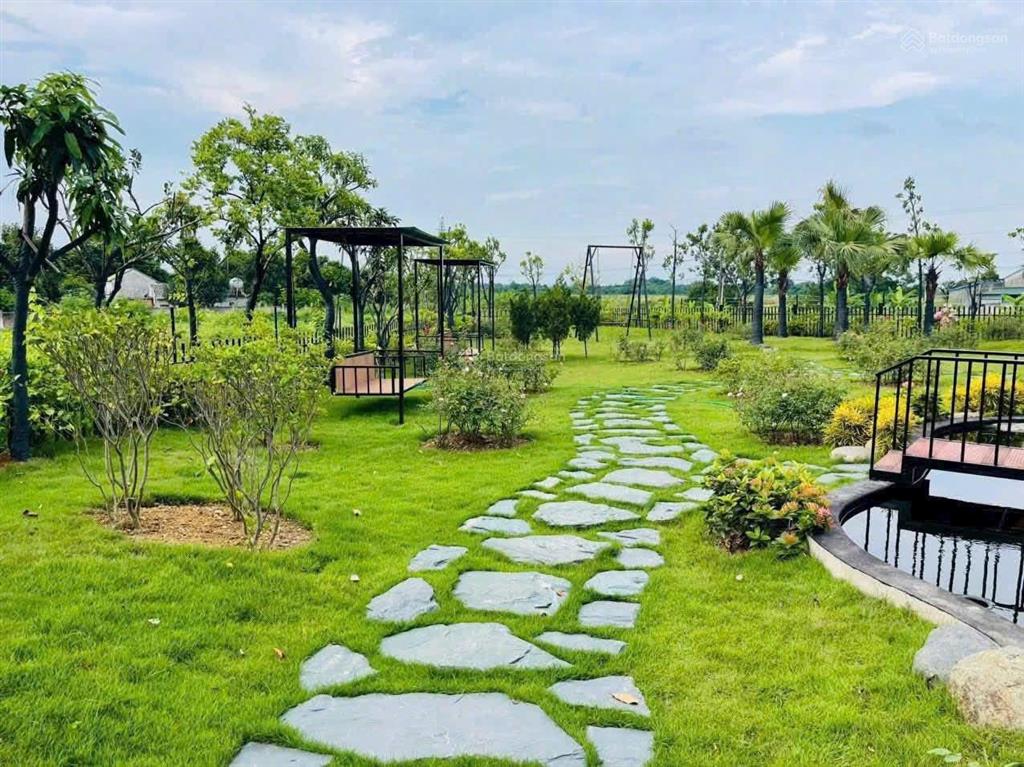 Bán gấp biệt thự nghỉ dưỡng 800m2 chỉ có vài tỷ tại nhuận trạch hoà bình